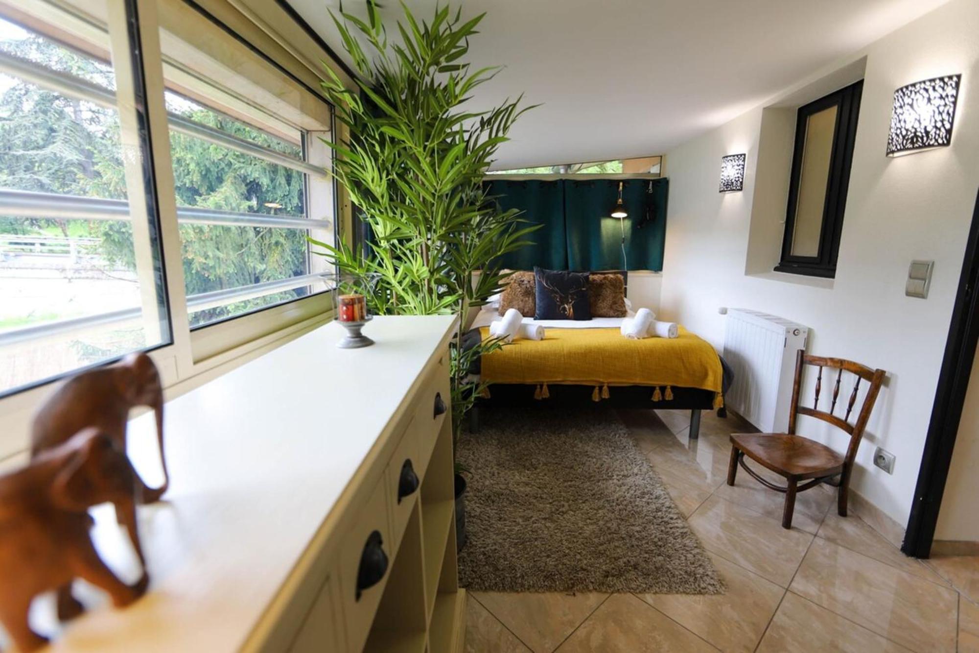 Chez Maminou - 8 Couchages Parking Proche Centre Apartment Annecy Exterior photo